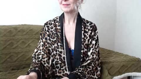 Agatha online show from March 12, 1:40 pm