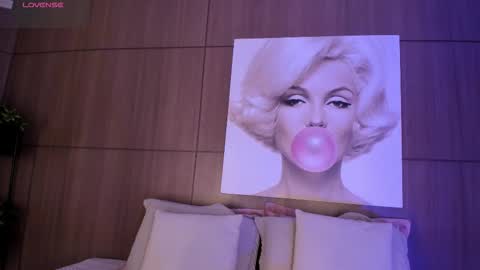    online show from November 28, 12:35 am