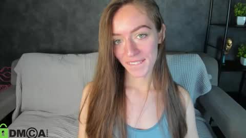 Snapshot of agnes_wells chatting on October 7, 9:46 am agnes wells online show from October 7, 9:46 am