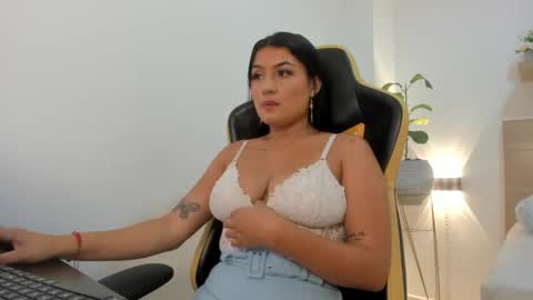 A H O M E online show from February 28, 7:46 pm