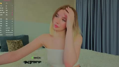 ai__chan online show from April 12, 4:21 pm