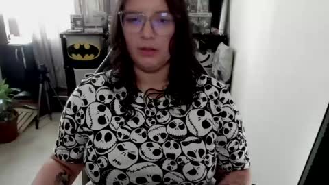 Catalina online show from April 10, 2:56 pm