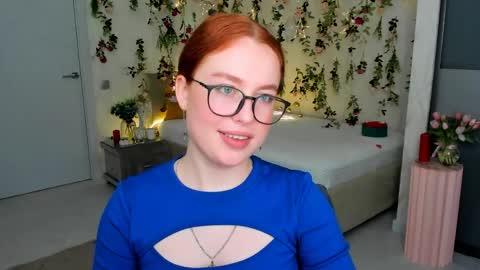 Louise online show from April 2, 1:41 pm