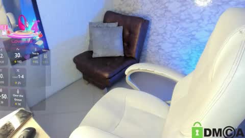 aisha__cambell online show from December 19, 11:19 pm