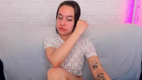 aishatempt online show from April 15, 2:12 am