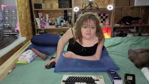 Natalie online show from December 21, 2:32 pm