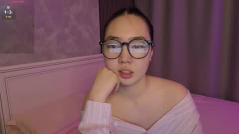 Kim online show from September 11, 5:46 pm