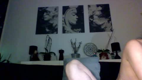 MIHAELA online show from February 3, 9:51 pm