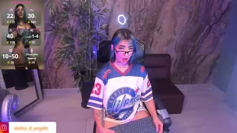 ALAHIA online show from February 21, 6:52 pm