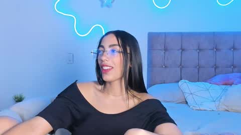 Alaia Alegria online show from March 12, 11:40 pm