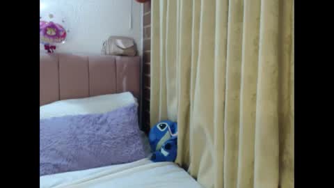 alaina_blessed online show from October 23, 11:55 pm