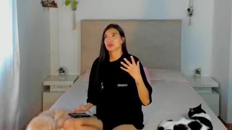             online show from February 4, 5:49 pm