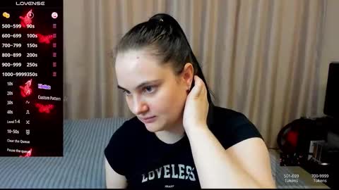 Julia online show from February 9, 1:52 am