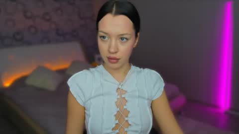 alanamell online show from February 10, 2:19 am