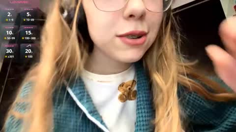 Snapshot of alanehadaller chatting on September 19, 11:09 am Stella online show from September 19, 11:09 am