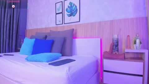 Alanna  online show from March 14, 4:57 am