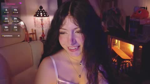 Snapshot of alaskagrace chatting on September 20, 4:55 am Alaska Grace       online show from September 20, 4:55 am