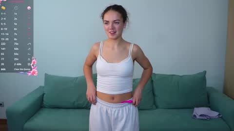 Kiki online show from November 16, 8:05 am