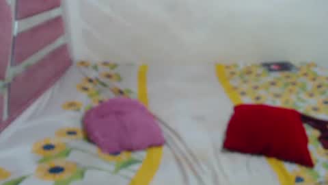 aleeinvein1 online show from April 23, 5:15 am