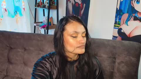 Maria  Juan   Julieth online show from December 13, 2:05 pm