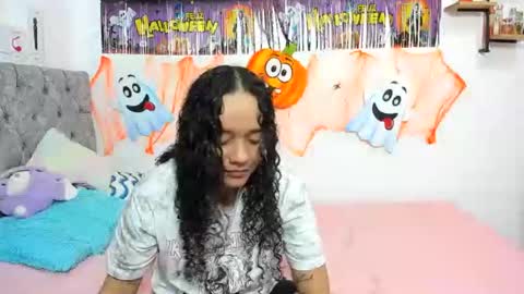 Snapshot of alejandra_evanss chatting on October 26, 5:25 am alejandra_evanss online show from October 26, 5:25 am