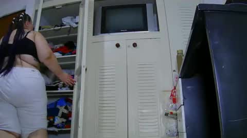 Alesia jones01 online show from April 11, 7:03 am