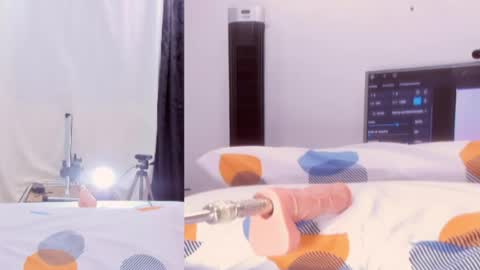 aleska_james online show from May 2, 1:36 pm