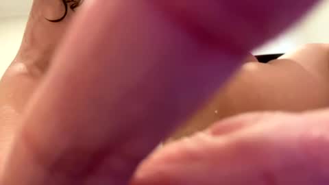 alessadra69 online show from August 3, 2:15 am