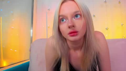 alessakiss online show from June 1, 9:44 am