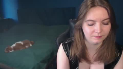 Alex online show from June 10, 4:49 pm