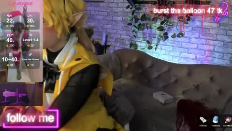 alex_howell online show from December 2, 9:04 pm