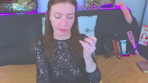 Snapshot of alexa_stoun chatting on January 20, 1:53 pm Alexa online show from January 20, 1:53 pm