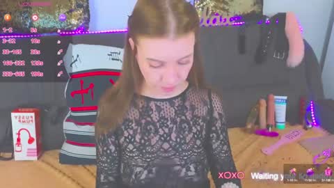 Snapshot of alexa_stoun chatting on January 27, 2:57 pm Alexa online show from January 27, 2:57 pm