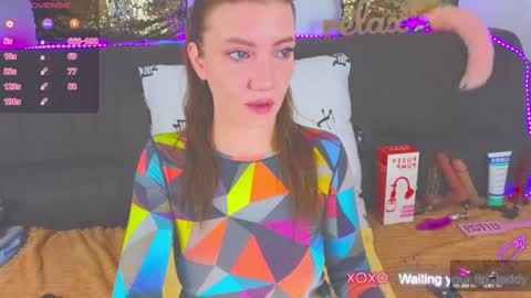 Snapshot of alexa_stoun chatting on February 11, 4:02 pm Alexa online show from February 11, 4:02 pm