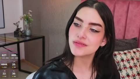 Alexa Thaylor online show from April 14, 7:58 pm