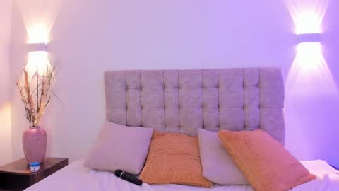 alexaa_swan online show from March 25, 10:34 pm