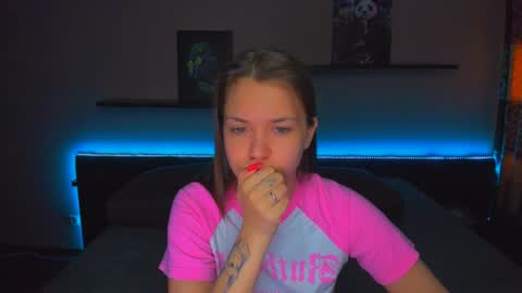 angel online show from March 30, 12:32 am