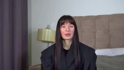 AlexandraBloom online show from February 18, 6:29 pm