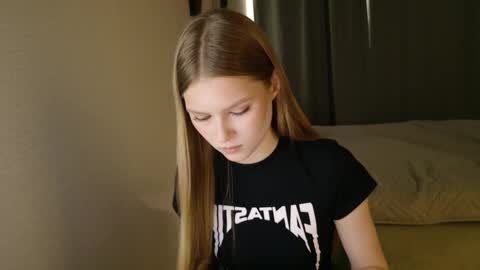 Alexia online show from April 10, 11:27 am