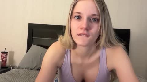 alexispaige06 online show from January 17, 7:10 pm