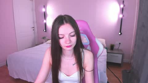 Snapshot of alic_black chatting on October 7, 12:48 am alic_black online show from October 7, 12:48 am