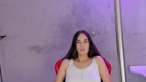 Alice Susan online show from April 4, 8:07 pm