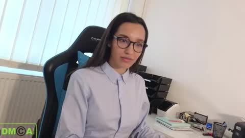 A R Y A  T I A online show from February 23, 2:07 pm