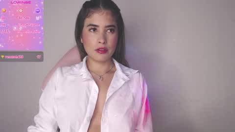 alice_cespedes online show from April 16, 10:01 pm