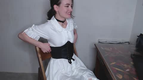 Snapshot of alice_glo chatting on December 8, 6:39 pm Alice online show from December 8, 6:39 pm