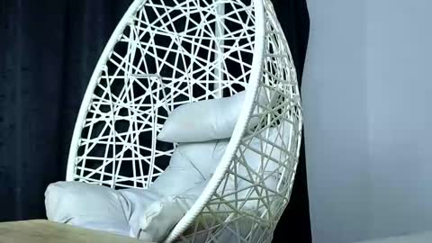 alice_summer1 online show from November 29, 6:17 am