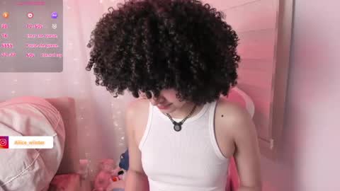 Alice  online show from March 30, 6:29 pm