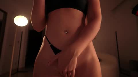 alicealberts online show from March 8, 10:46 pm