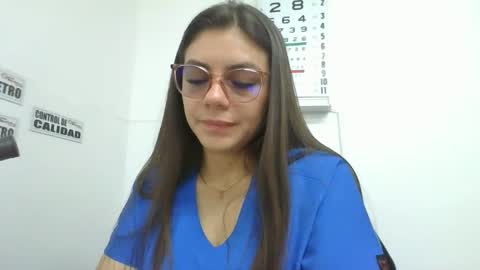 alicee16 online show from January 10, 6:49 pm