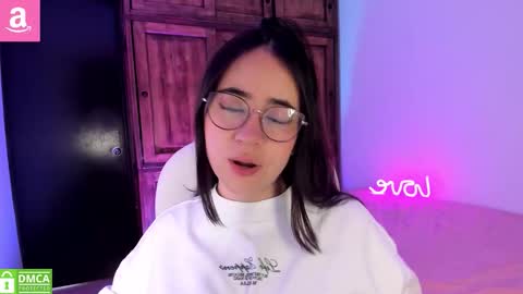 Aliceee  ..   97YP9VWGZHrefnav wishlist lists 1 online show from March 15, 5:48 pm